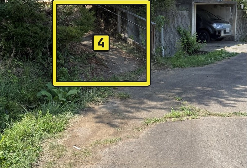 玄関前のスロープに1台
