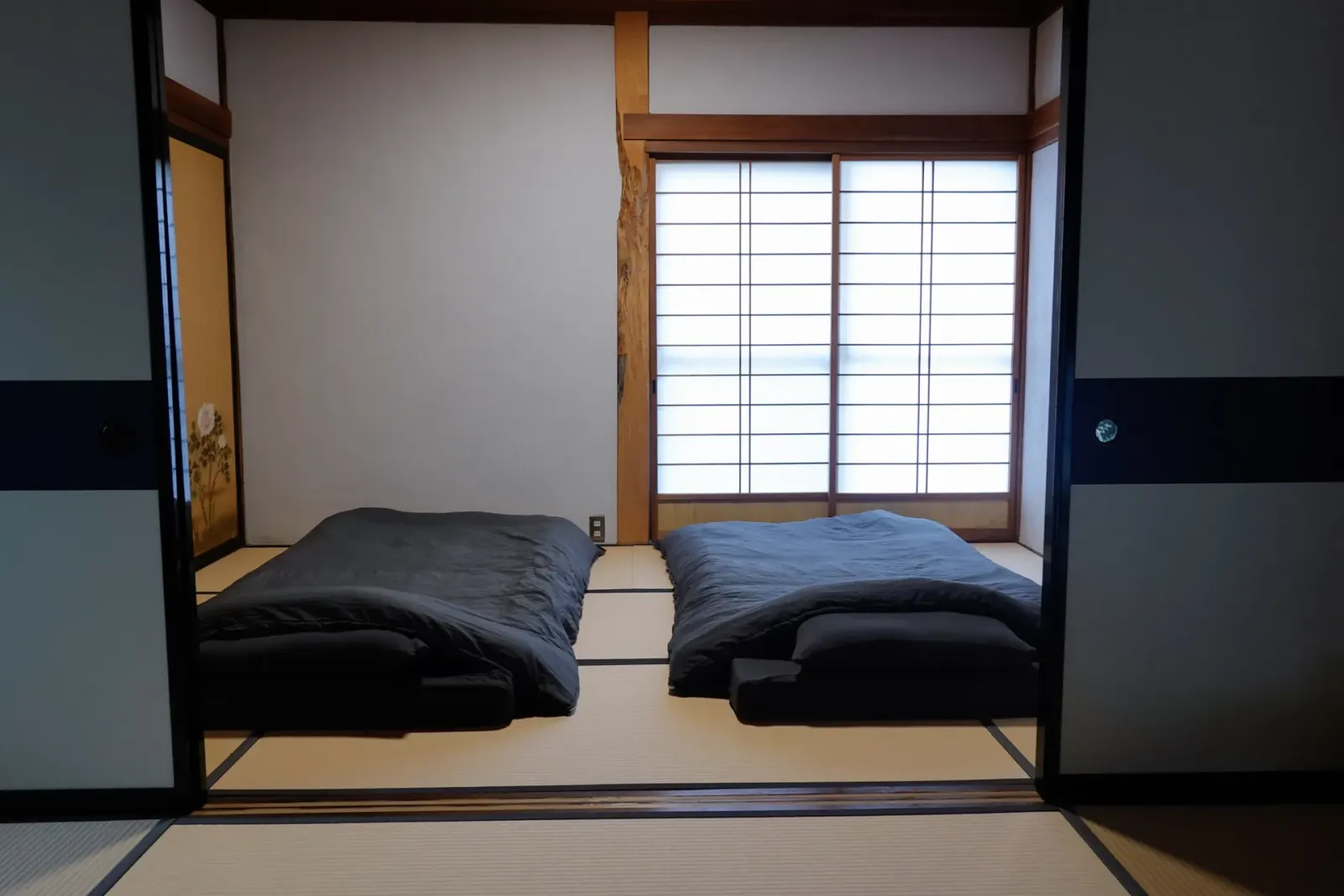 1階の寝室